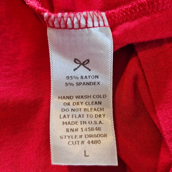 SALE-Everly women's red simple red dress shirt size large - Picture 10 of 10